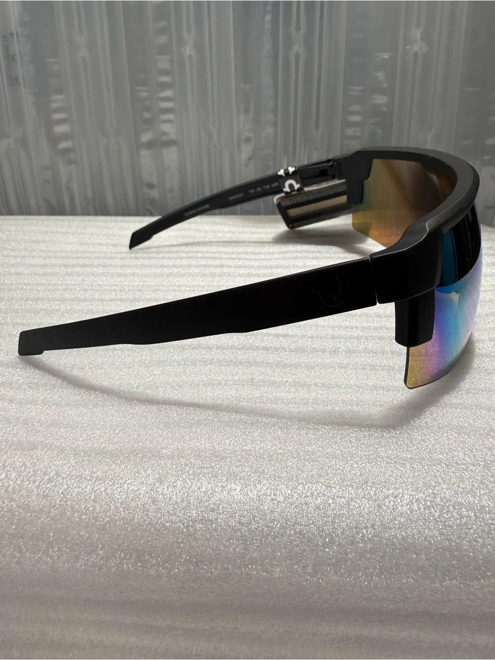 True Religion Black Frame Yellow Mirrored Shield Lens NWT-Unisex